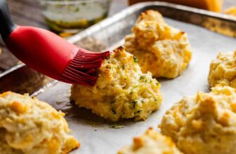 Cheddar Bay Biscuits – The Keep At Dwelling ...